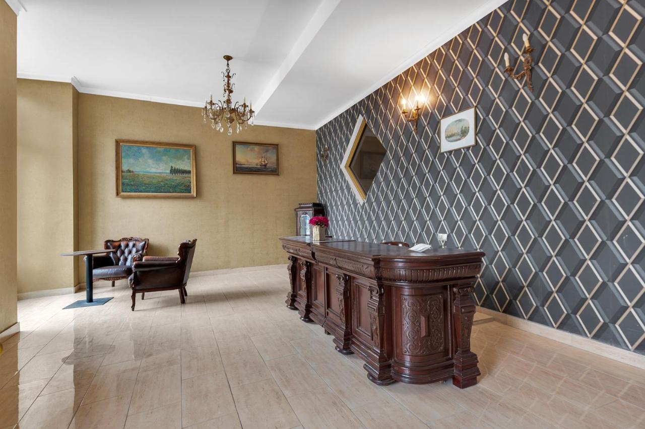 Apartament Palacowy Polonia Z Miejscem Parkingowym Lodž Exteriér fotografie